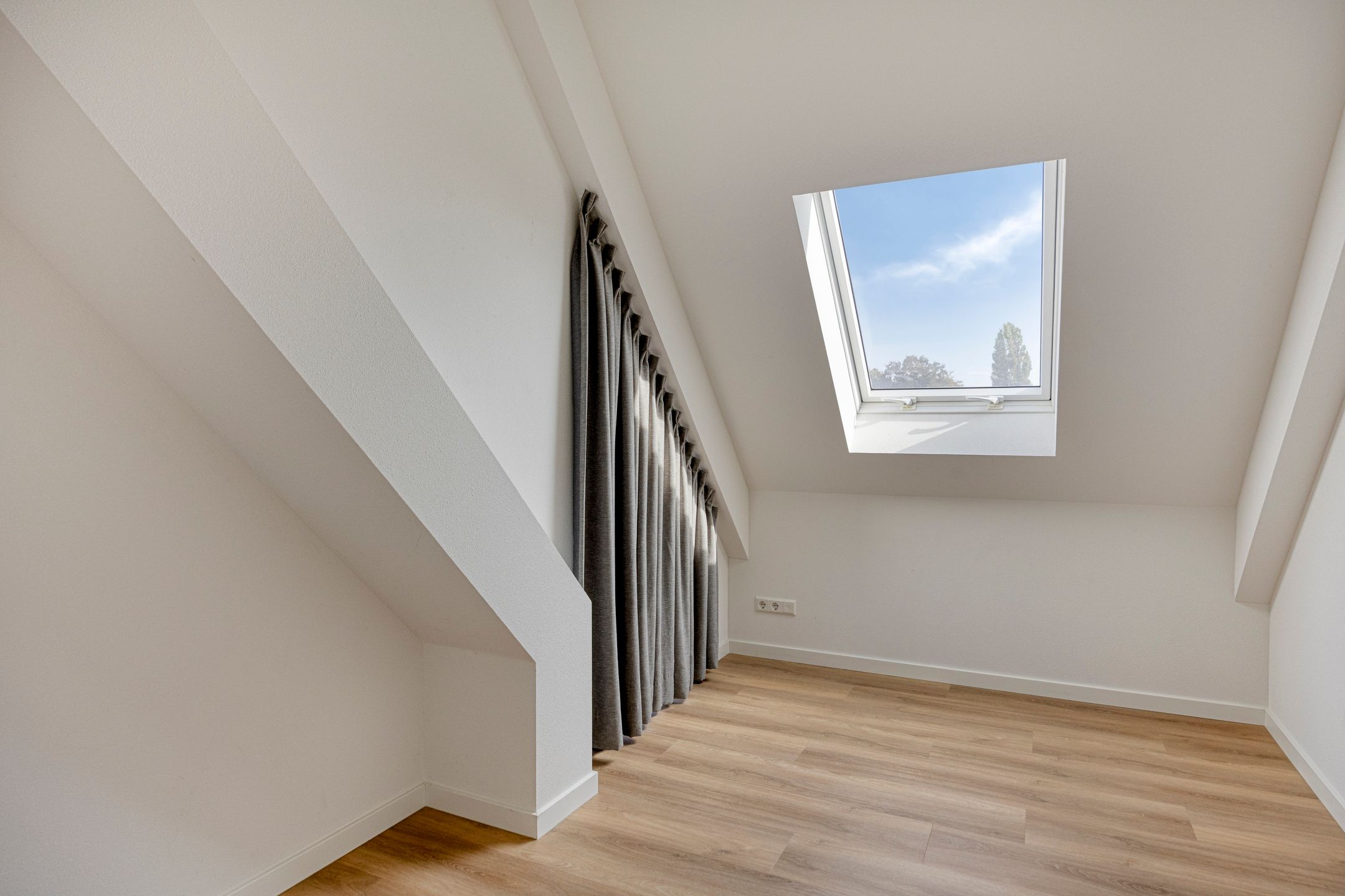 Photo 15 of Hessenweg 196-G