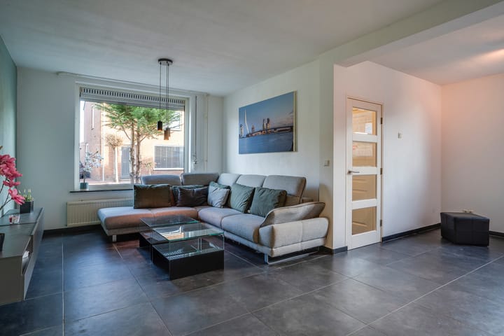 Foto 13 van Julianalaan 9