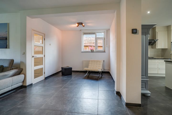 Foto 14 van Julianalaan 9