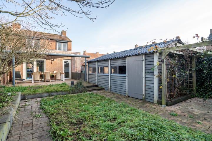 Foto 34 van Julianalaan 9