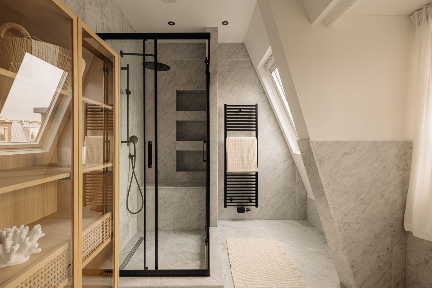 Photo 40 of Frans van Mierisstraat 107-2