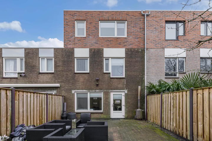 Foto 16 van Oostzeestraat 33