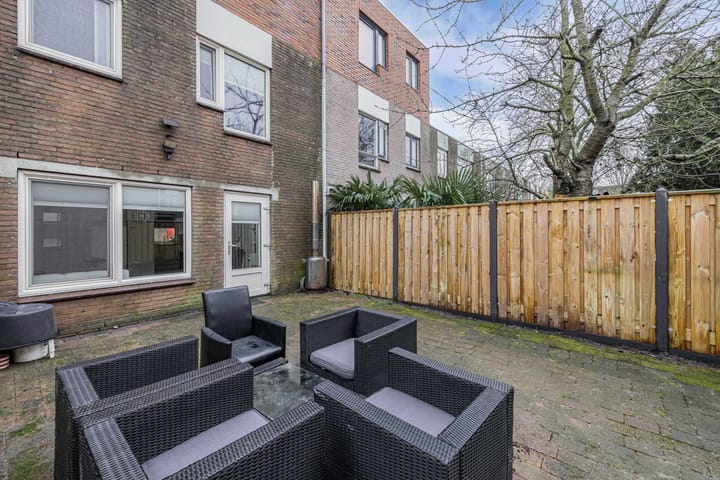 Foto 14 van Oostzeestraat 33