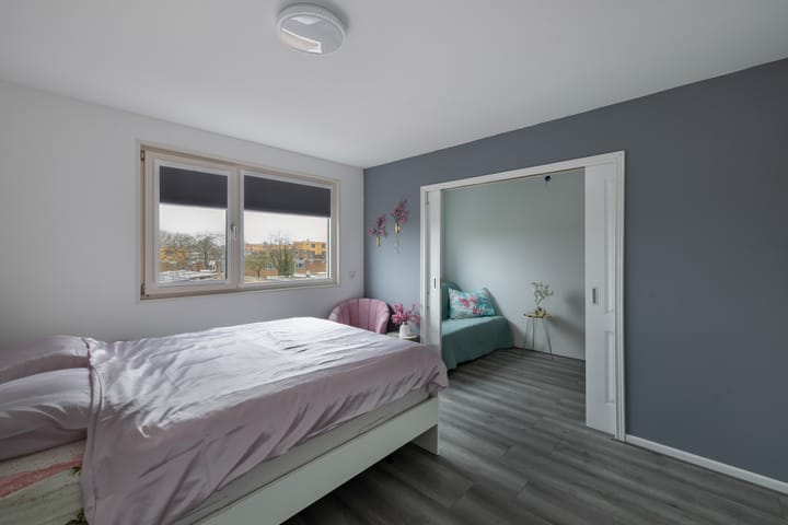 Foto 26 van Oostzeestraat 33