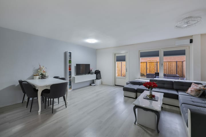 Foto 7 van Oostzeestraat 33