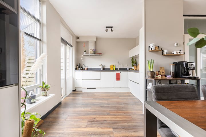 Foto 16 van Golfslag 85