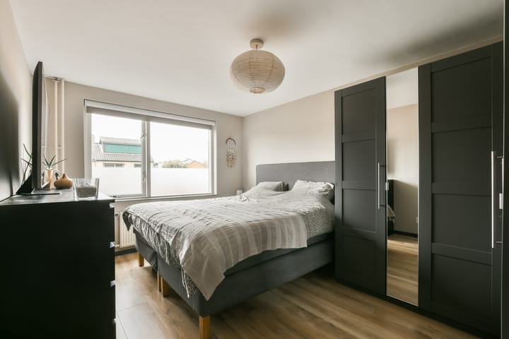 Foto 19 van Omroeplaan 4