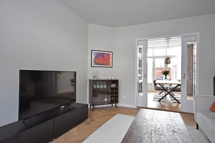 Foto 27 van Aert van der Neerstraat 1