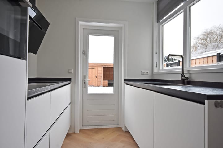 Foto 21 van Aert van der Neerstraat 1