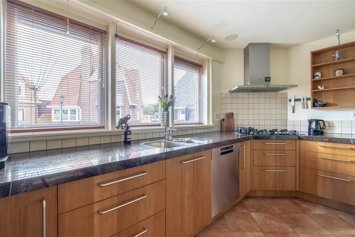 Foto 16 van Rijkensstraat 2