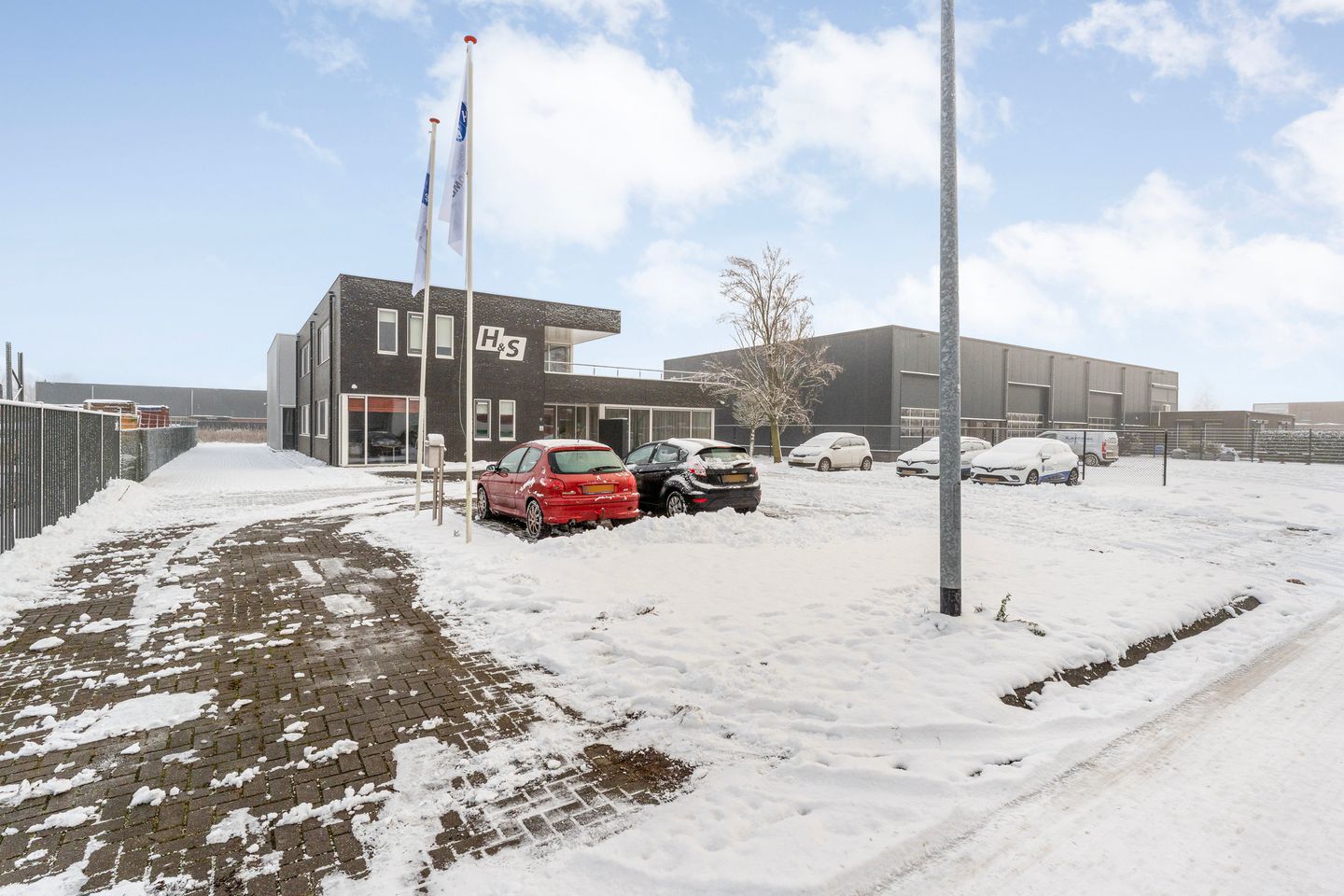 View photo 1 of Heemst 9