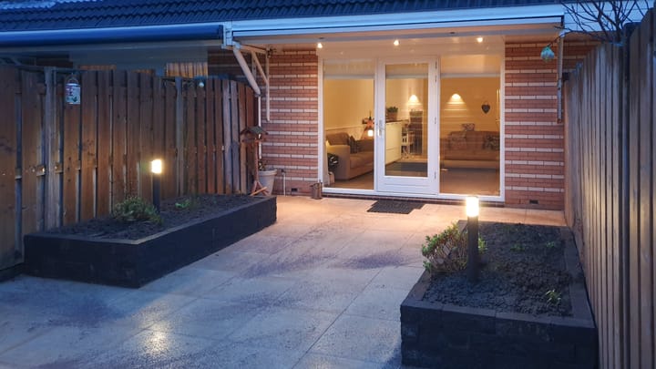 Photo 39 of Robert Stolzhof 187