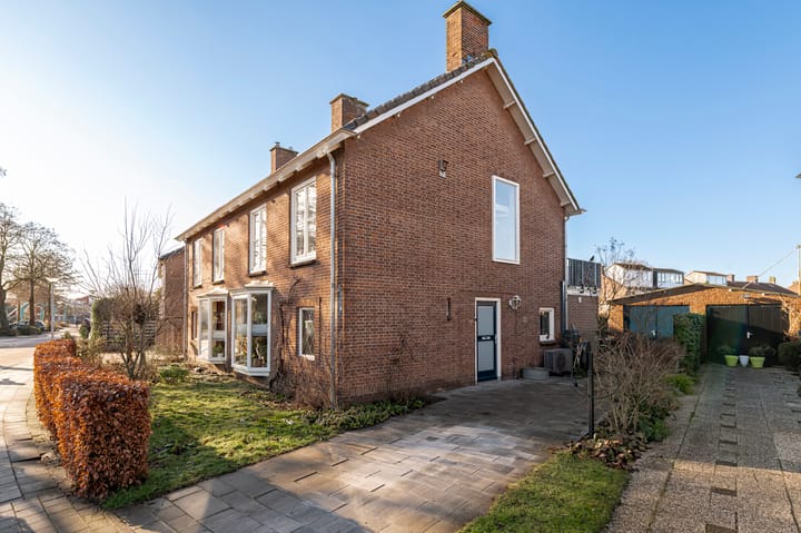 Foto 37 van Meerlaan 13