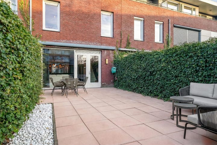 Foto 30 van Mechtildisstraat 2-08