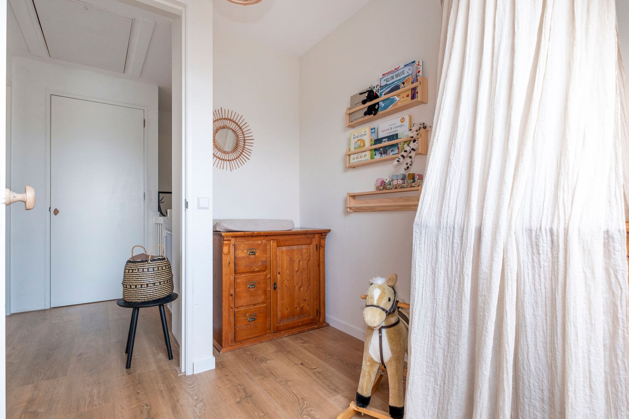 Foto 24 van Oranje 62-G