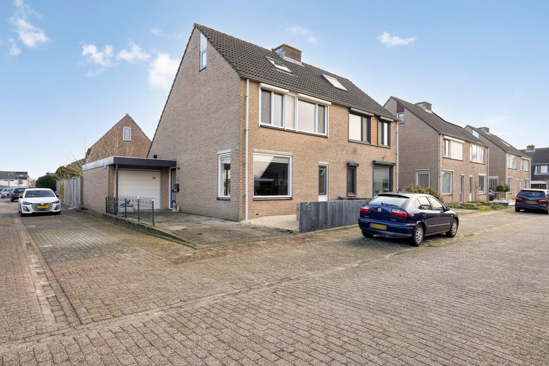 Foto 1 van Weerhaan 36