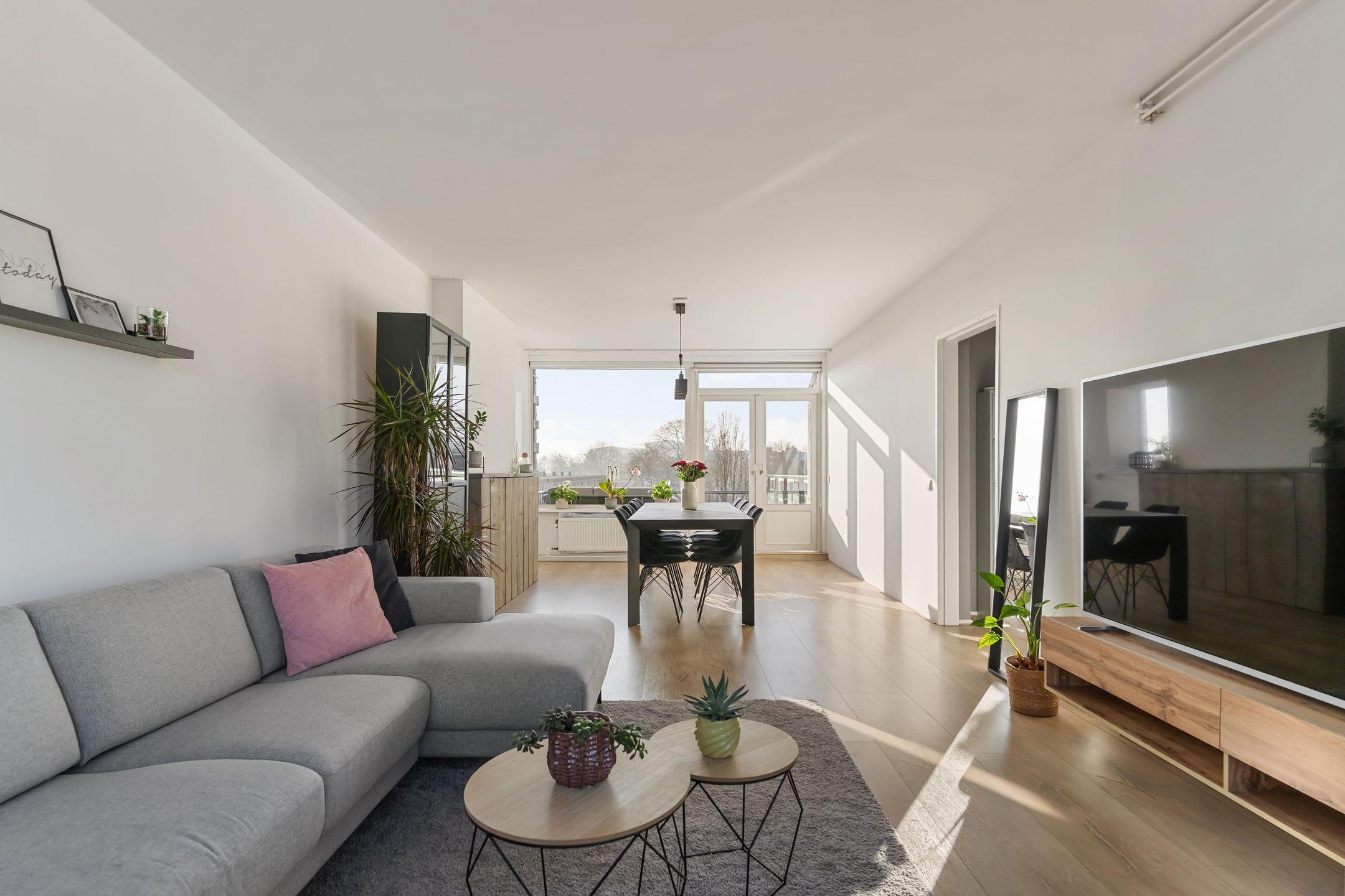 Foto 9 van Dahliastraat 190