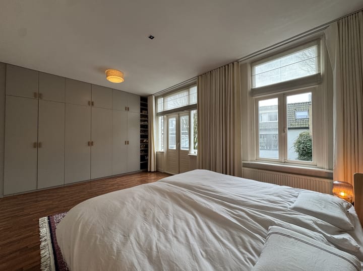 Foto 15 van de Roy van Zuidewijnlaan 11