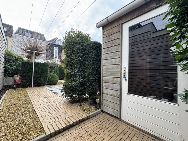 Foto 29 van de Roy van Zuidewijnlaan 11