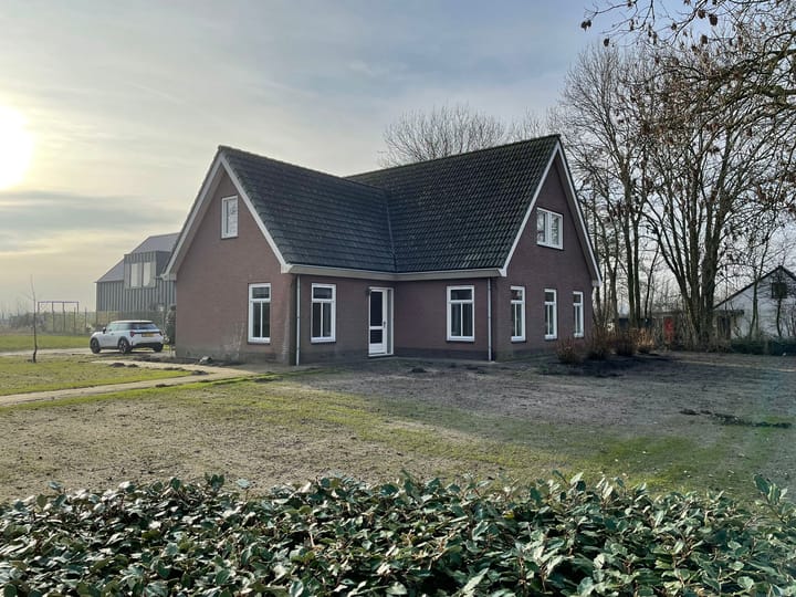 Foto 2 van Hoofdweg 1126