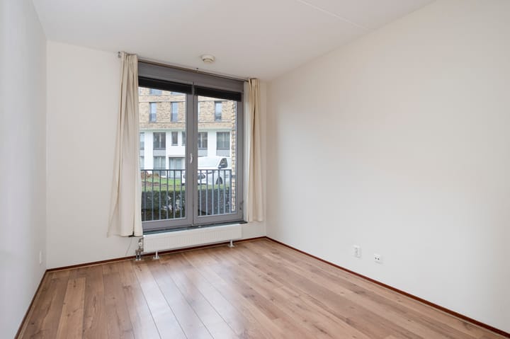 Photo 16 of Atletenbaan 76-A