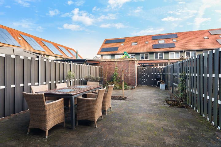 Foto 12 van Shetland 84