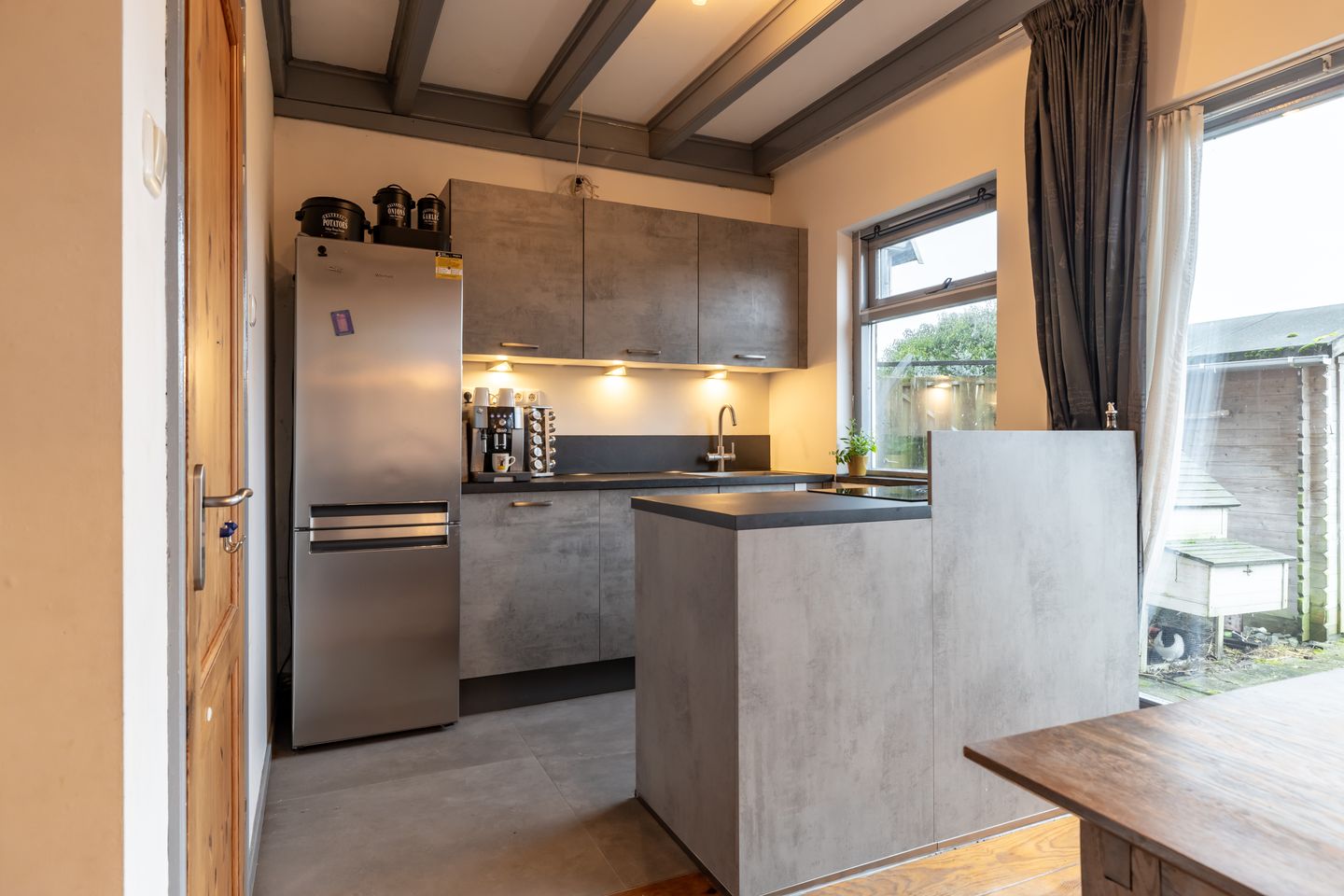 Foto 10 van Burgemeester Albertsstraat 17