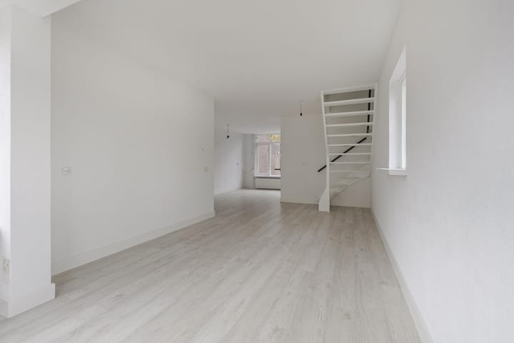 Foto 10 van Paganinihof 28