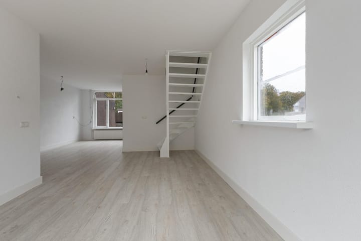 Foto 11 van Paganinihof 28