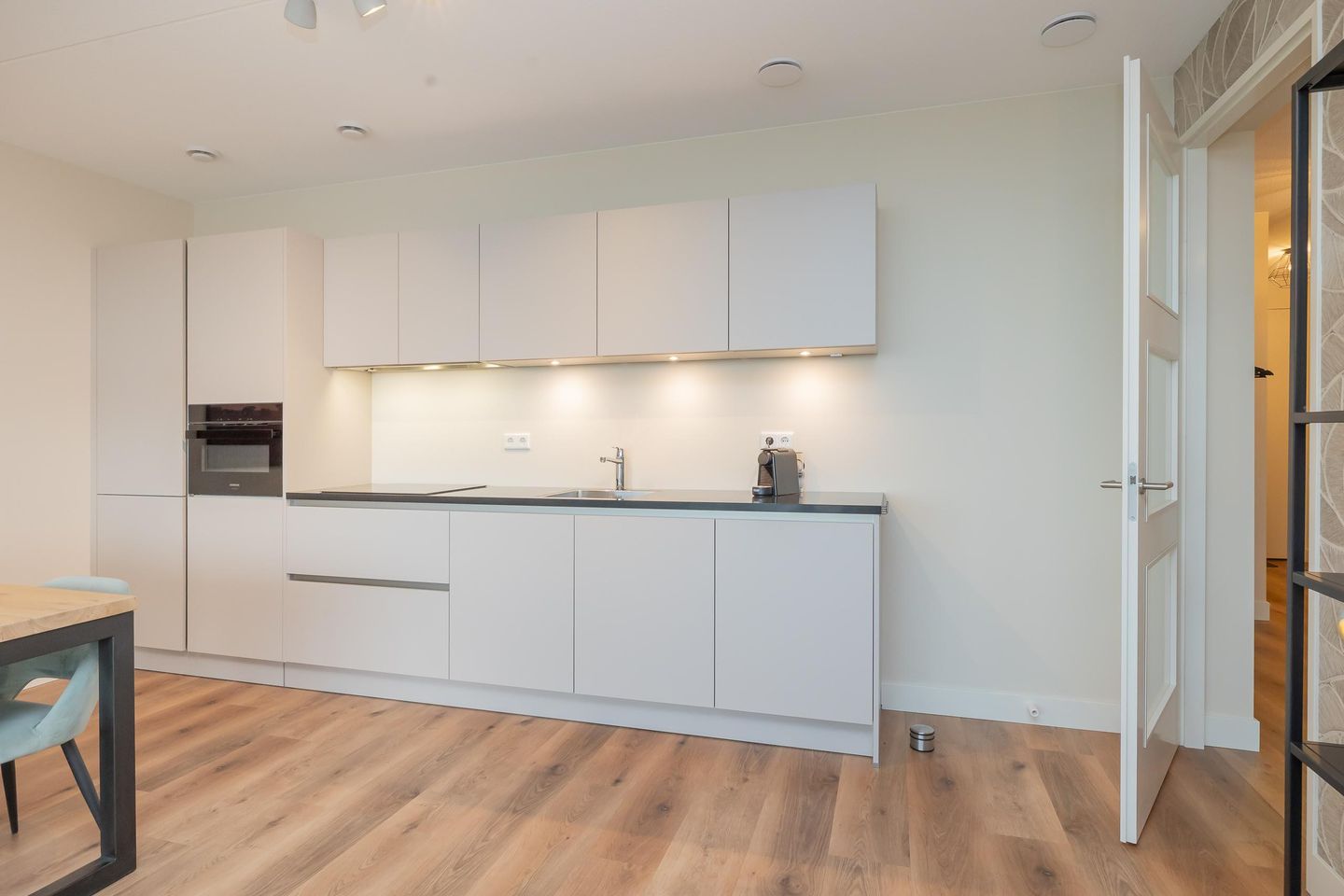 Foto 20 van Mahoniehout 434