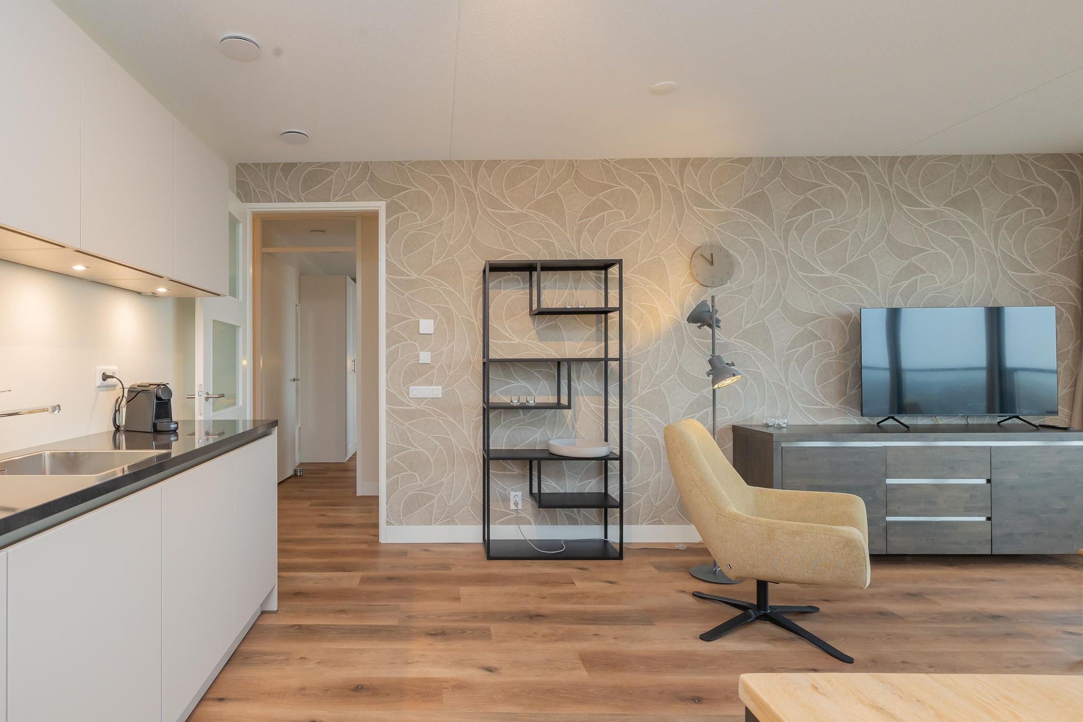 Foto 21 van Mahoniehout 434