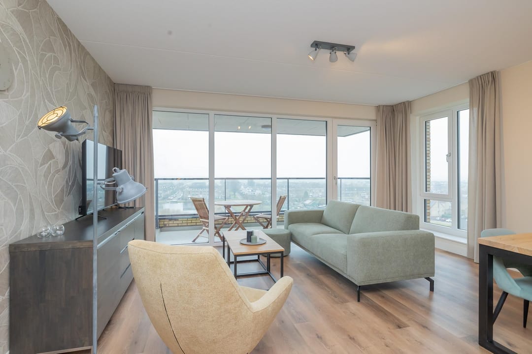 Foto 2 van Mahoniehout 434