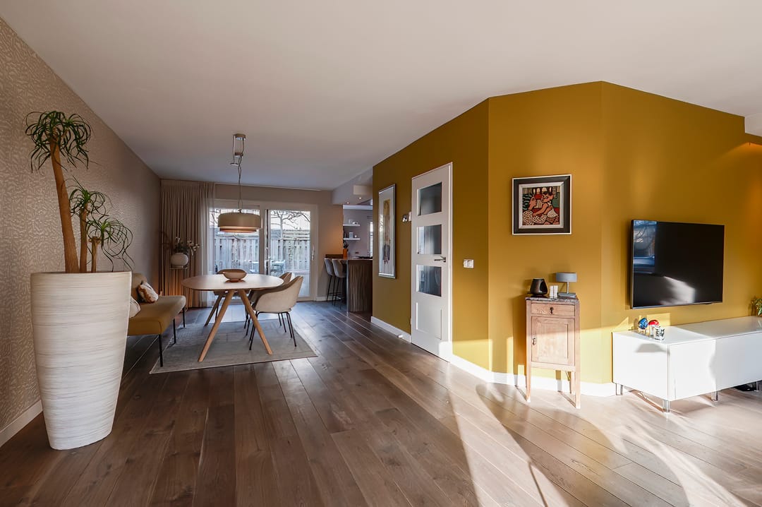 Photo 11 of Suze Groenewegstraat 13