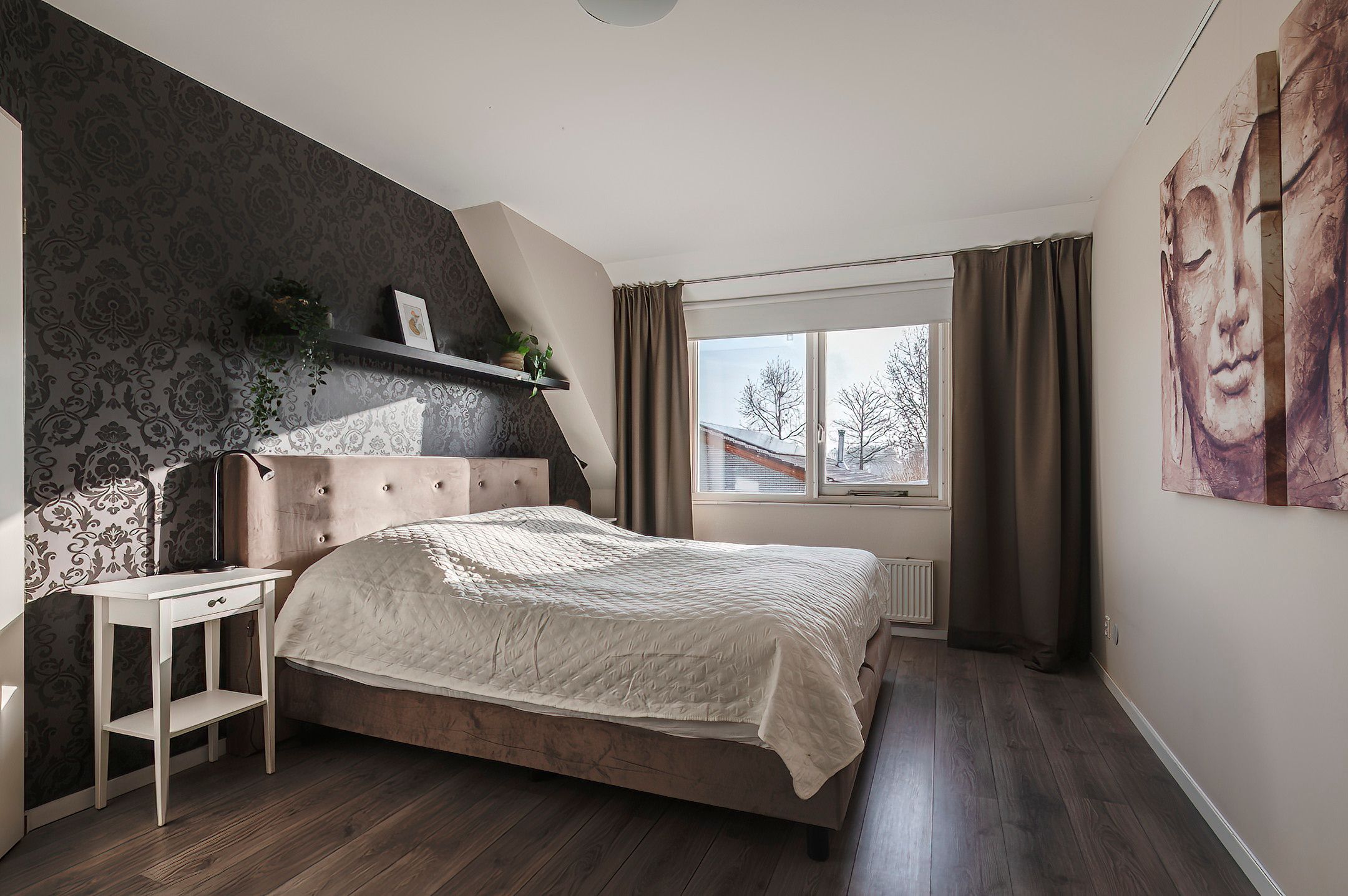 Photo 36 of Suze Groenewegstraat 13