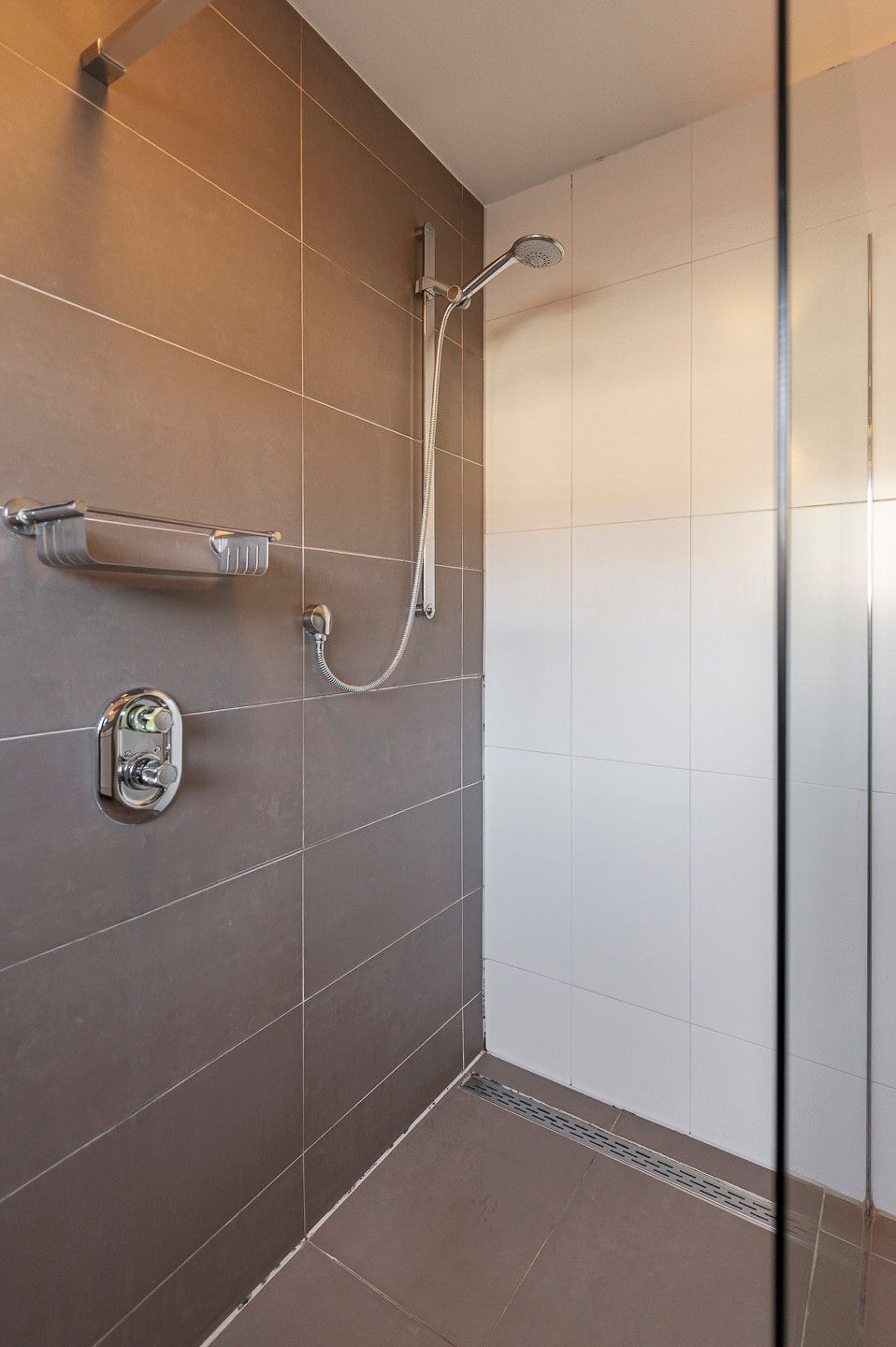 Photo 41 of Suze Groenewegstraat 13