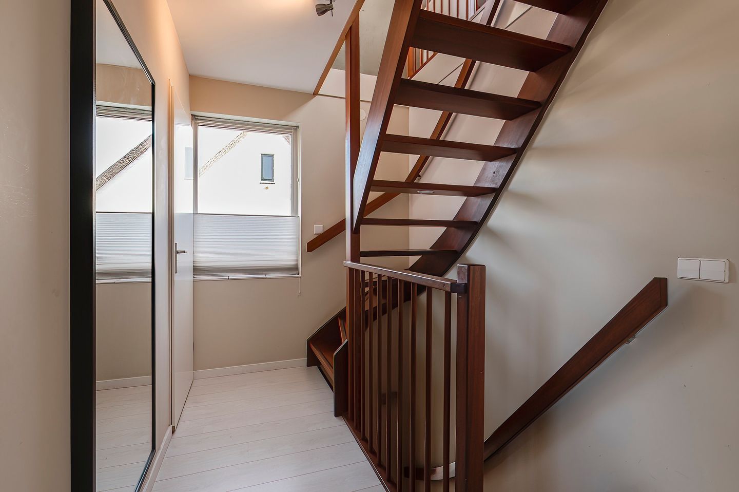 Photo 44 of Suze Groenewegstraat 13