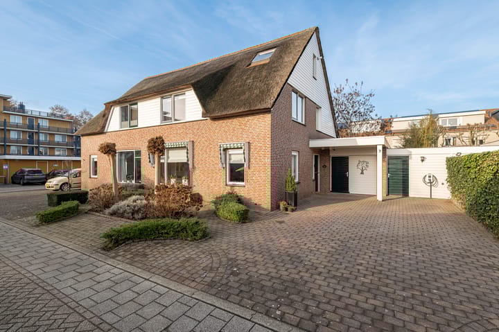 Foto 50 van Suze Groenewegstraat 13