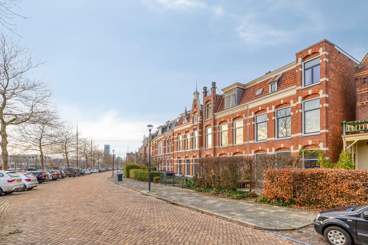 Photo 2 of Emmakade 39