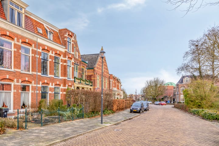 Photo 3 of Emmakade 39