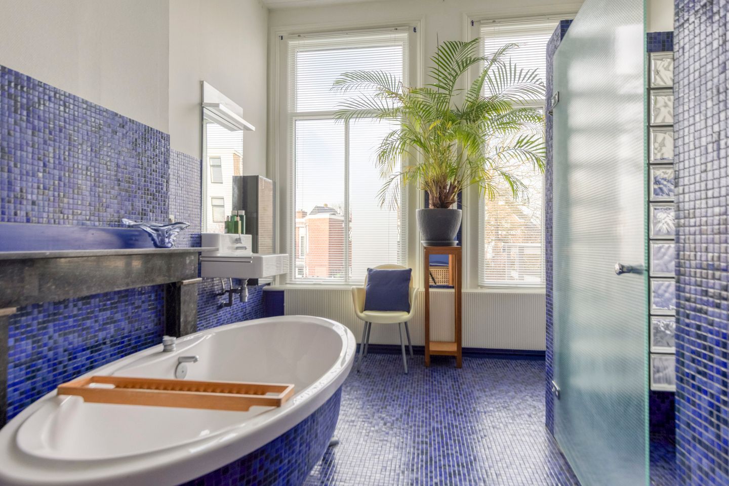 Photo 35 of Emmakade 39