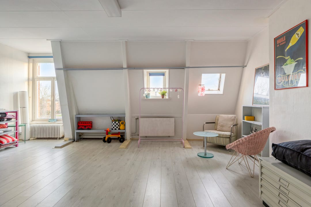 Photo 52 of Emmakade 39