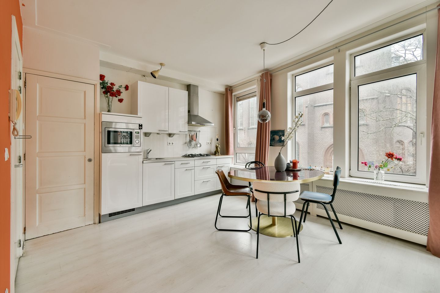 Foto 10 van Tweede Van der Helststraat 14-1