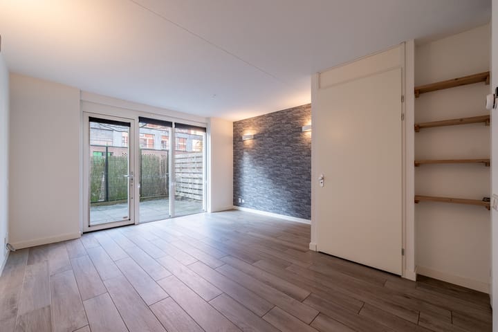 Foto 9 van Vurehout 72