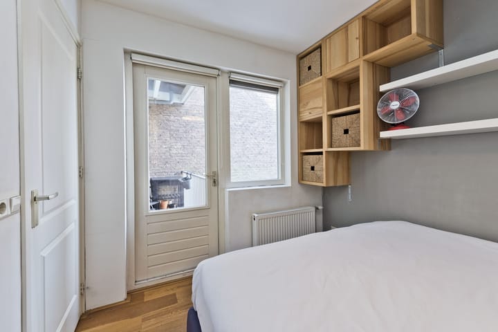 Foto 13 van Goudsbloemstraat 68-2