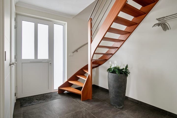 Foto 4 van Schrijnwerkerstraat 16