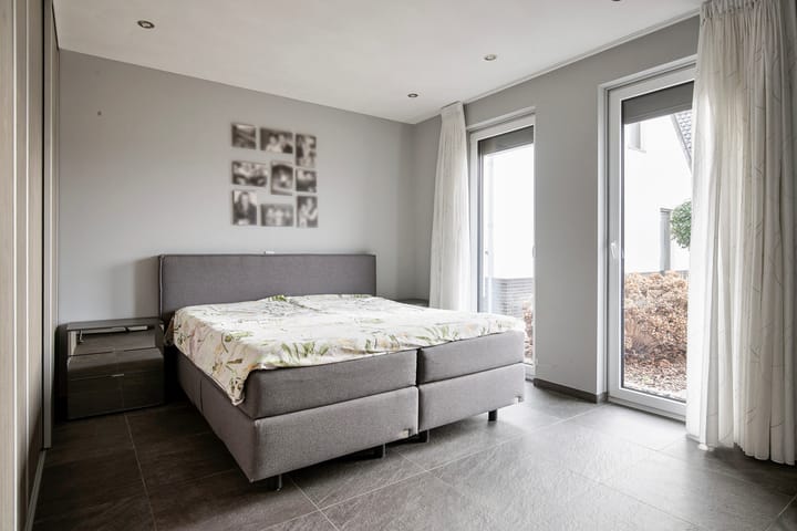 Foto 16 van Schrijnwerkerstraat 16