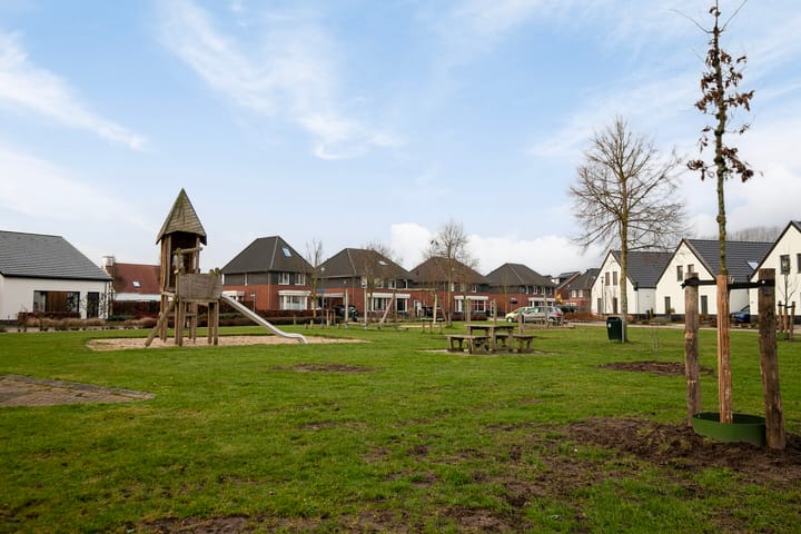 Foto 37 van Schrijnwerkerstraat 16