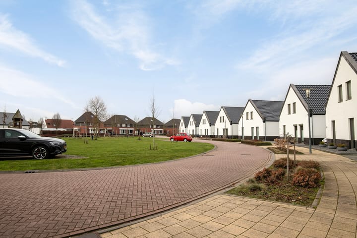 Foto 39 van Schrijnwerkerstraat 16