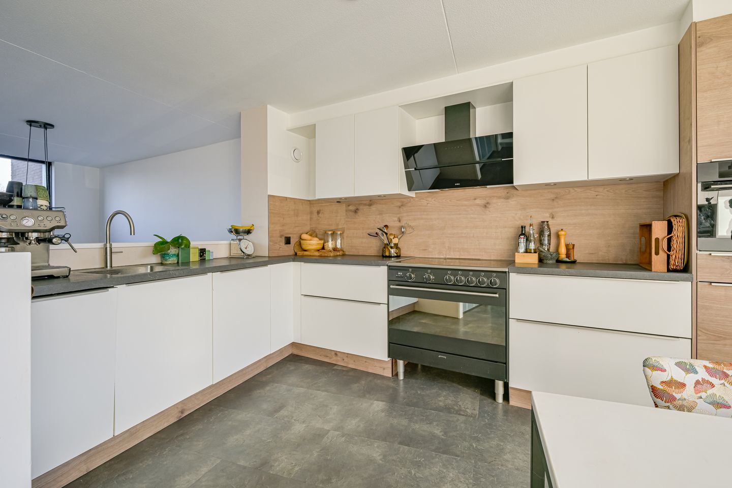 Photo 19 of Liesbeth Tilanusland 4