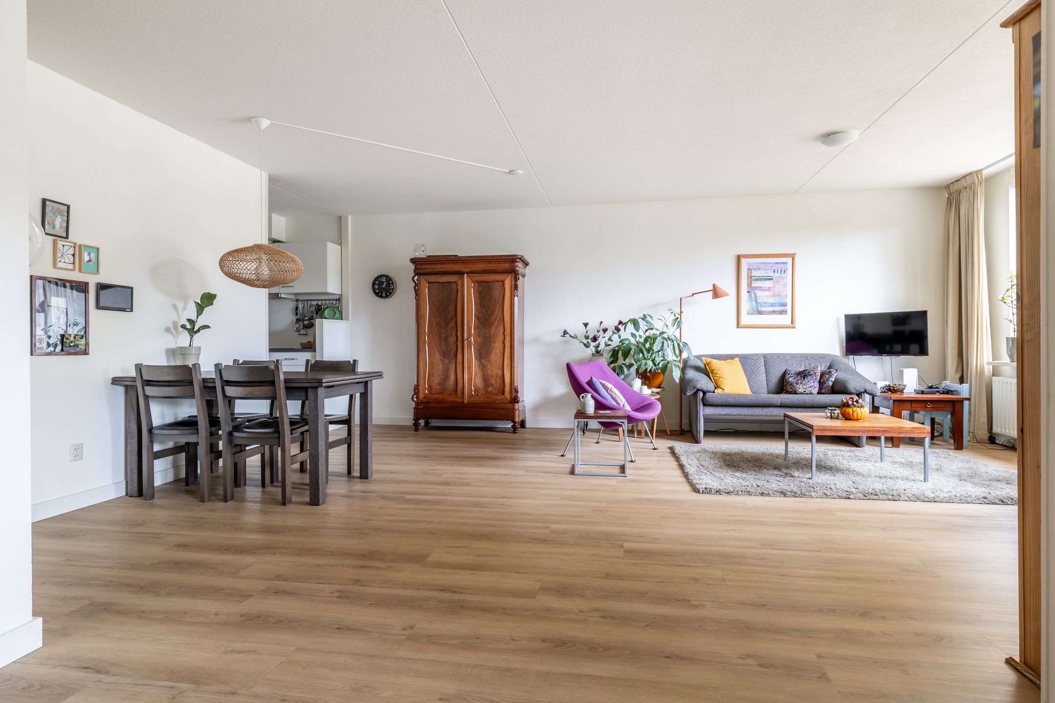 Foto 15 van Waterlooplein 112